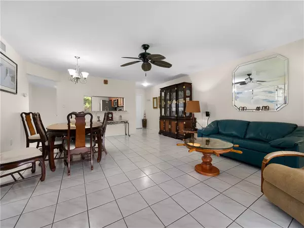 Sebastian, FL 32958,5825 Marina DR #2