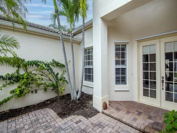 Vero Beach, FL 32963,9520 E Maiden CT