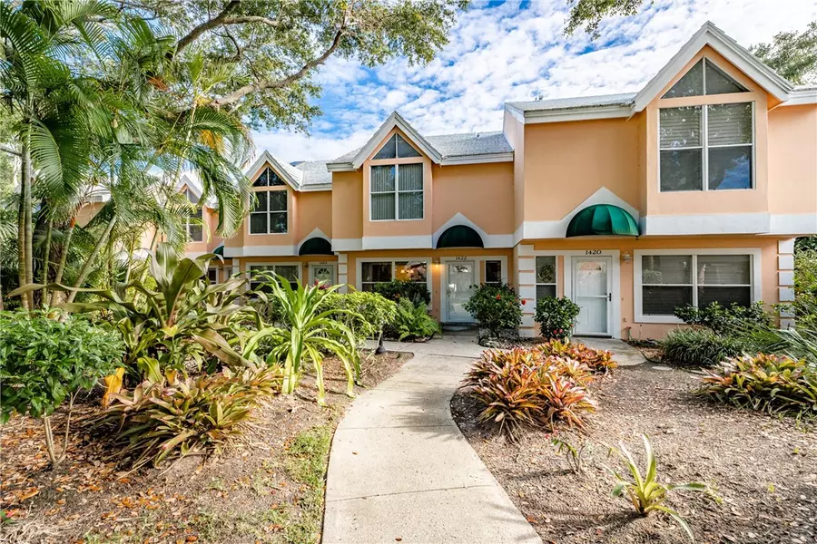 1422 Coral Oak LN #1102, Vero Beach, FL 32963