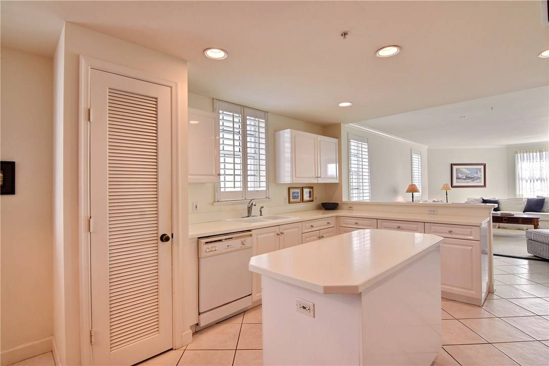 Vero Beach, FL 32963,940 Turtle Cove LN #210