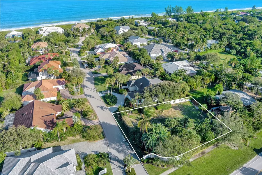 2205 Seaside ST, Vero Beach, FL 32963