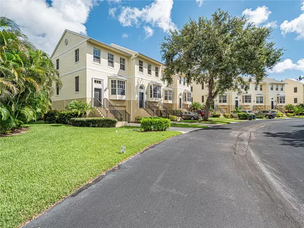 Vero Beach, FL 32960,1700 42nd SQ #101