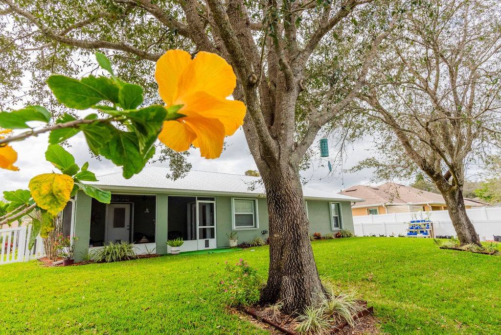 Sebastian, FL 32958,468 Biscayne LN