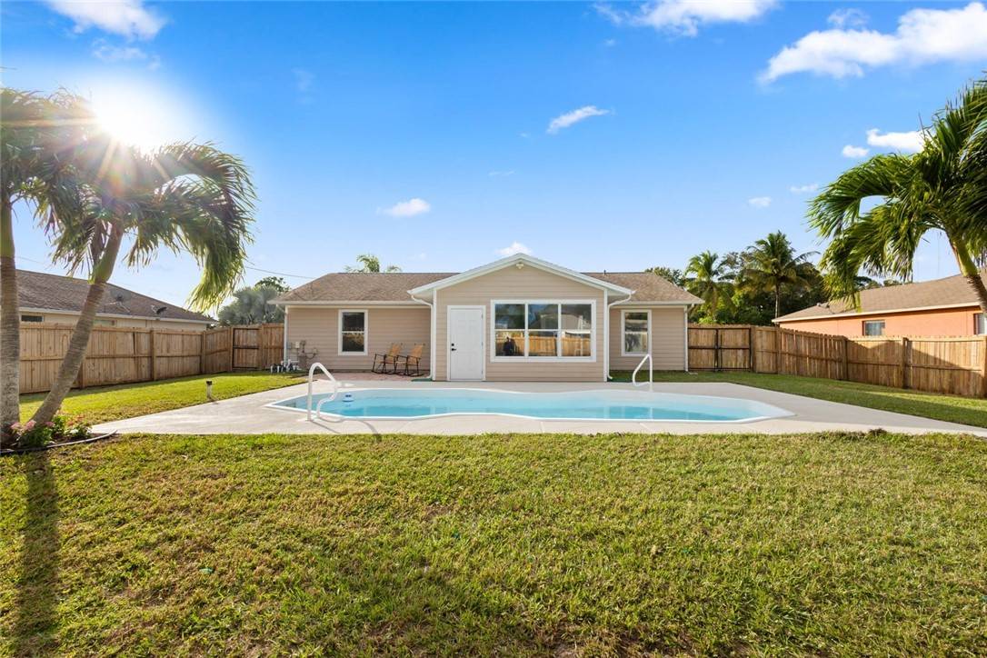 Port St. Lucie, FL 34983,793 SW Hibiscus ST