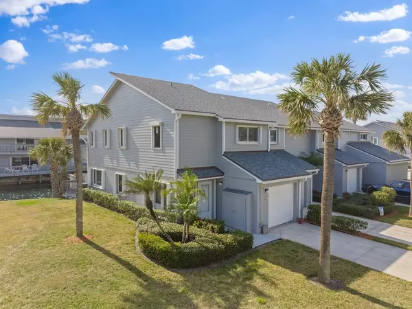 Fort Pierce, FL 34949,4949 N Highway A1a #61