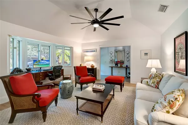 Vero Beach, FL 32963,1024 Palmar De Ays DR