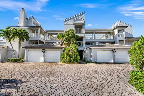 901 Bay RD #202, Vero Beach, FL 32963