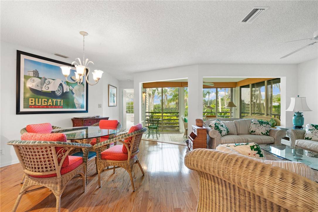 Vero Beach, FL 32963,8725 Lakeside BLVD #309