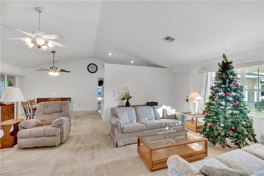 Sebastian, FL 32958,510 Ponoka ST