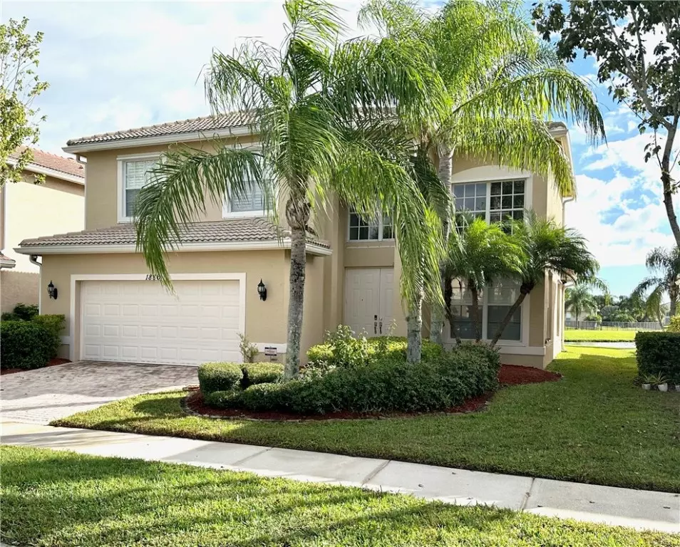 Vero Beach, FL 32962,1886 Grey Falcon CIR SW