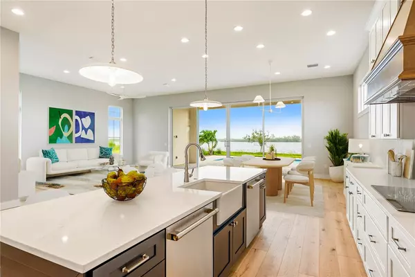 4838 S Harbor DR,  Vero Beach,  FL 32967