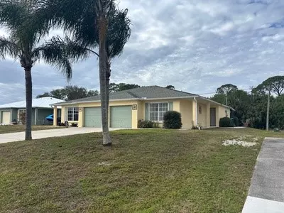 Sebastian, FL 32958,472 Del Monte RD