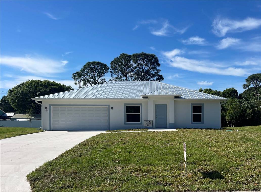 Vero Beach, FL 32962,726 18th PL SW