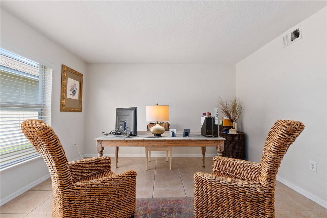 Vero Beach, FL 32968,2538 12th SQ SW