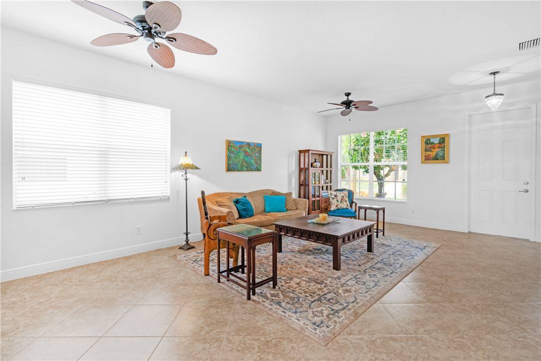 Vero Beach, FL 32962,2019 Grey Falcon CIR SW