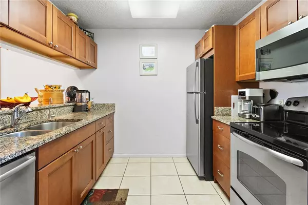 41 Plantation DR #105, Vero Beach, FL 32966