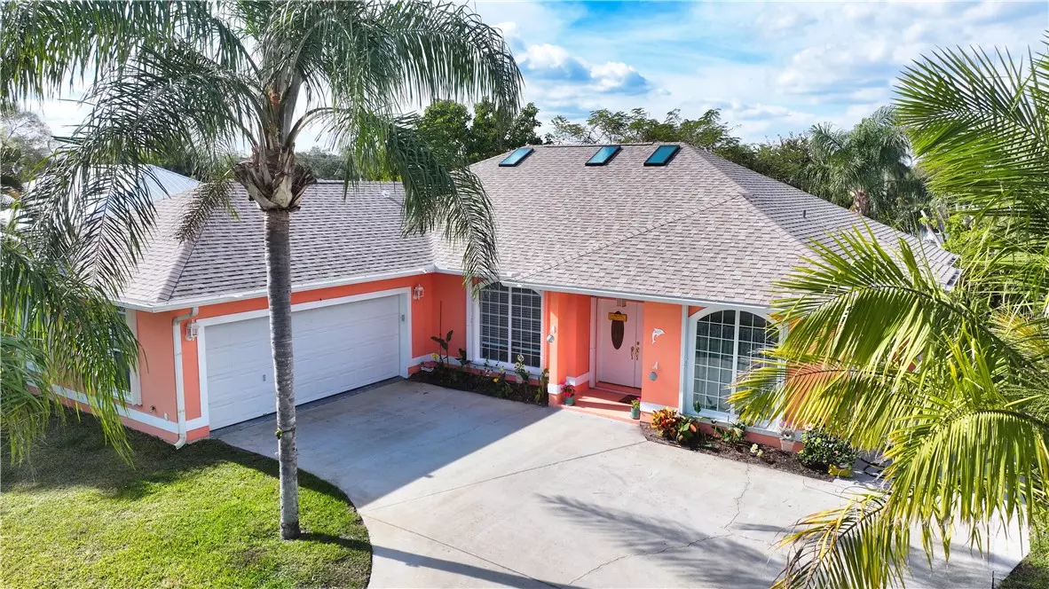 Sebastian, FL 32958,407 Joy Haven DR