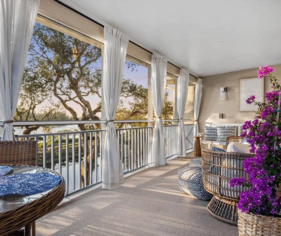 Vero Beach, FL 32963,8835 W Orchid Island CIR #605