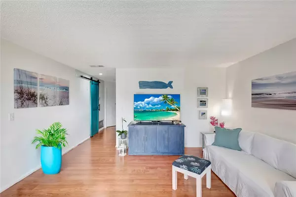 Vero Beach, FL 32962,58 Woodland DR #202