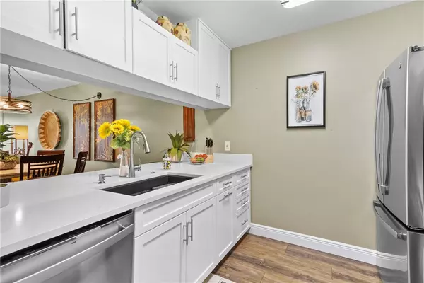 Vero Beach, FL 32966,31 Plantation DR #205