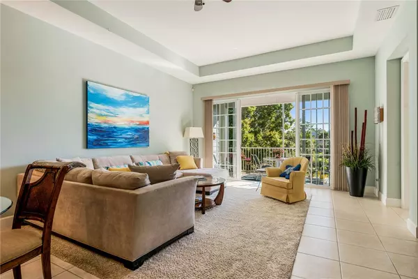 Vero Beach, FL 32962,2320 Water Oak CT SW #123