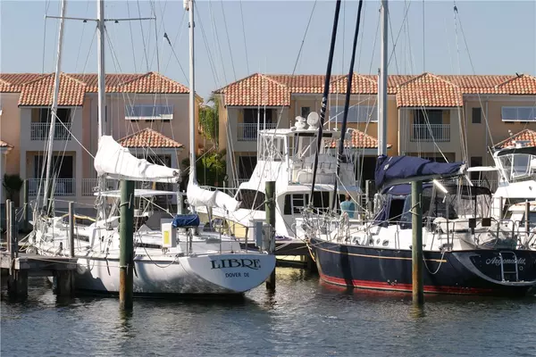 Vero Beach, FL 32967,5520 Harbor Village DR #101
