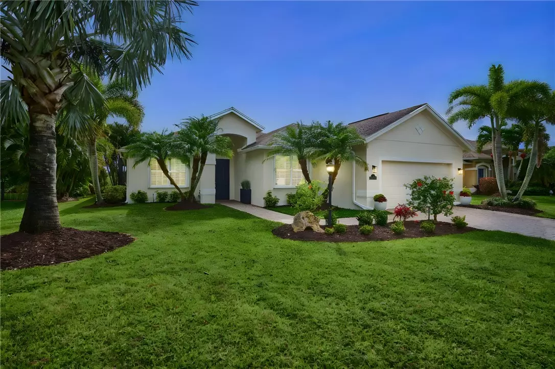 Vero Beach, FL 32968,1110 Southlakes WAY SW