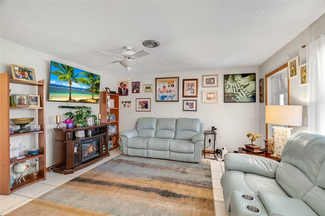 Vero Beach, FL 32960,2545 Granada AVE