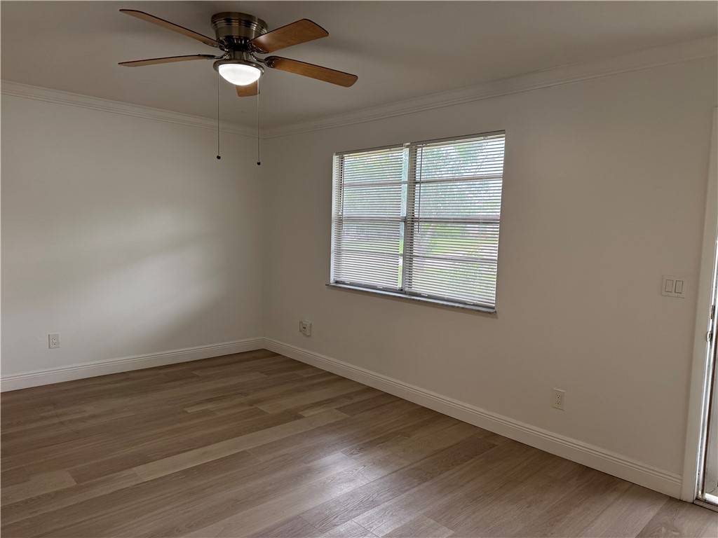Sebastian, FL 32958,250 Delaware AVE