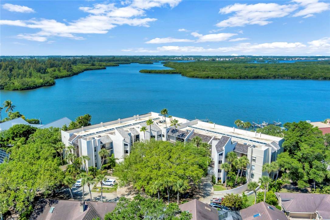 Vero Beach, FL 32963,5101 Highway A1a #105