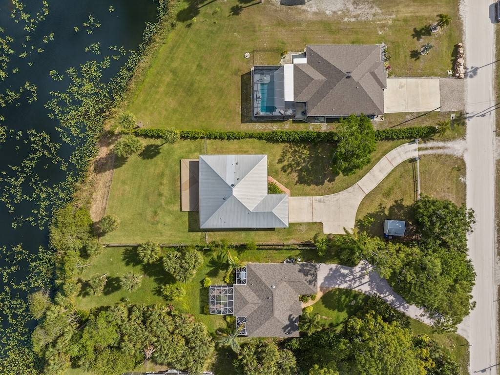 8636 95th AVE, Vero Beach, FL 32967