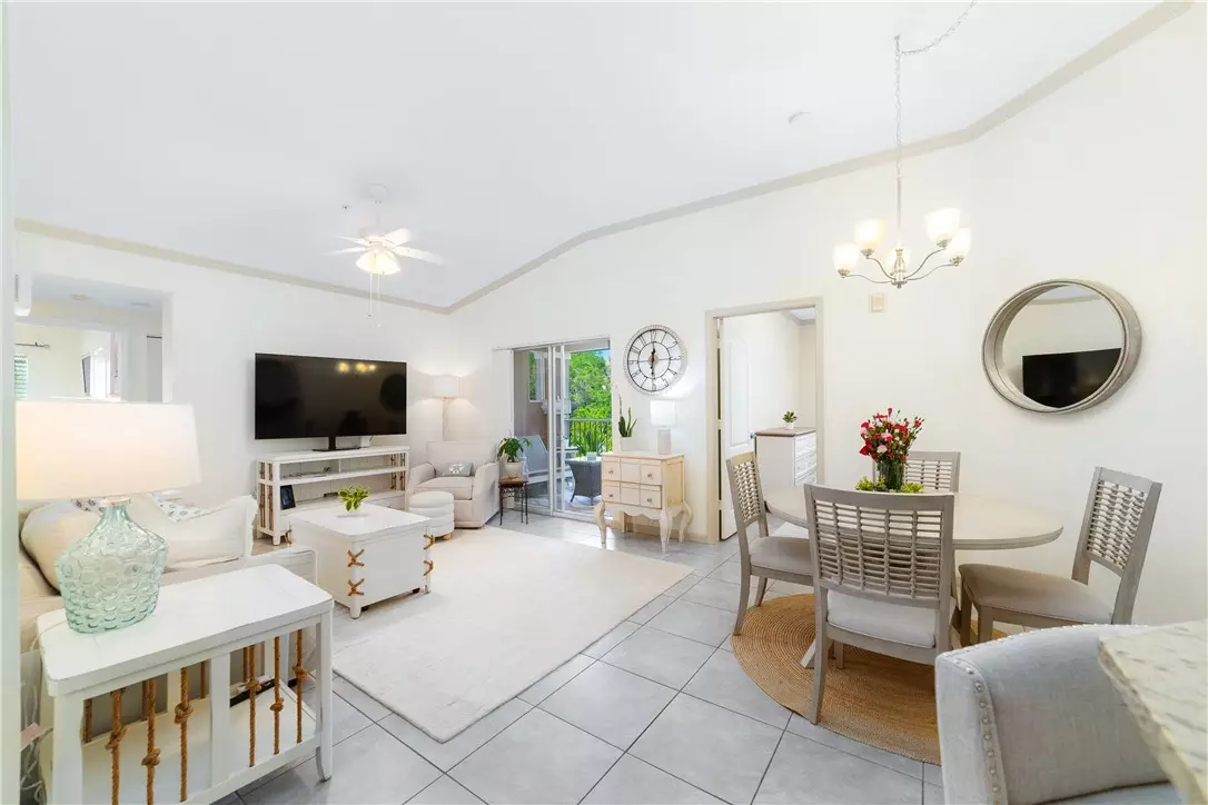 Vero Beach, FL 32967,5095 Fairways CIR #I201