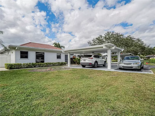 West Palm Beach, FL 33418,13867 Eastpointe WAY