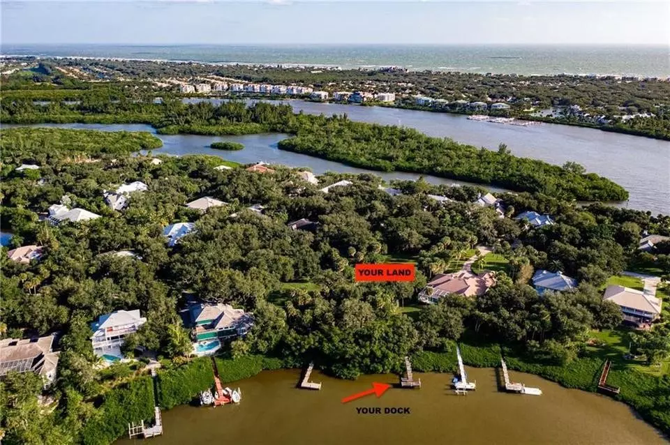 Vero Beach, FL 32963,2525 Riverview CT