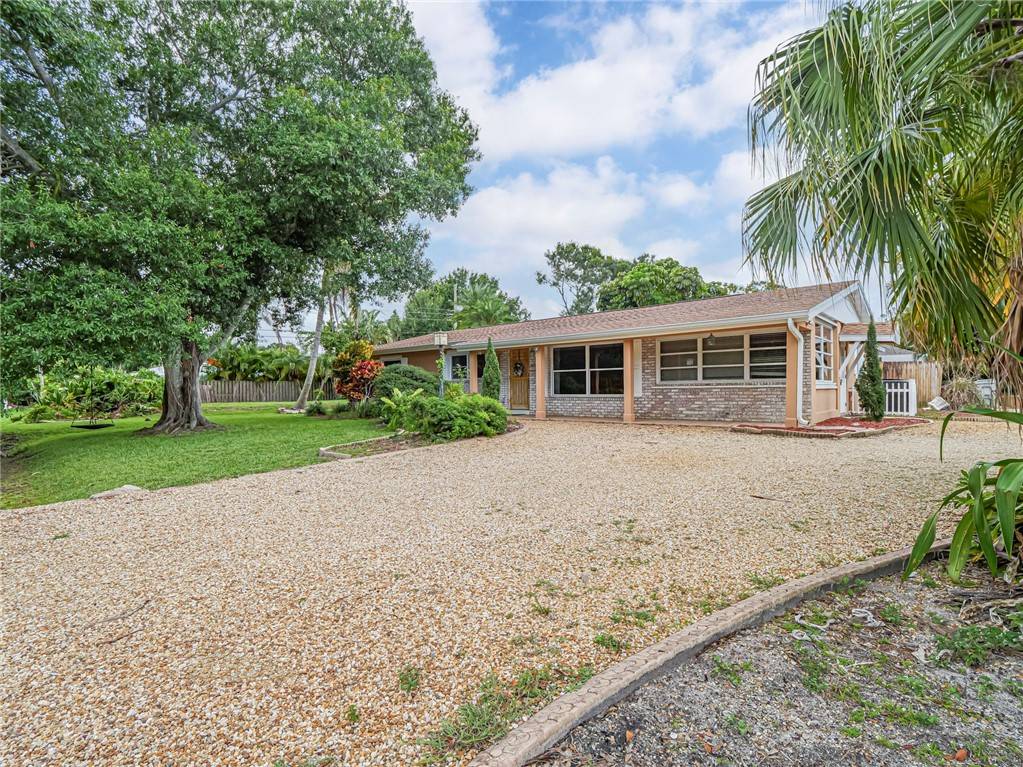 3535 13th ST, Vero Beach, FL 32960
