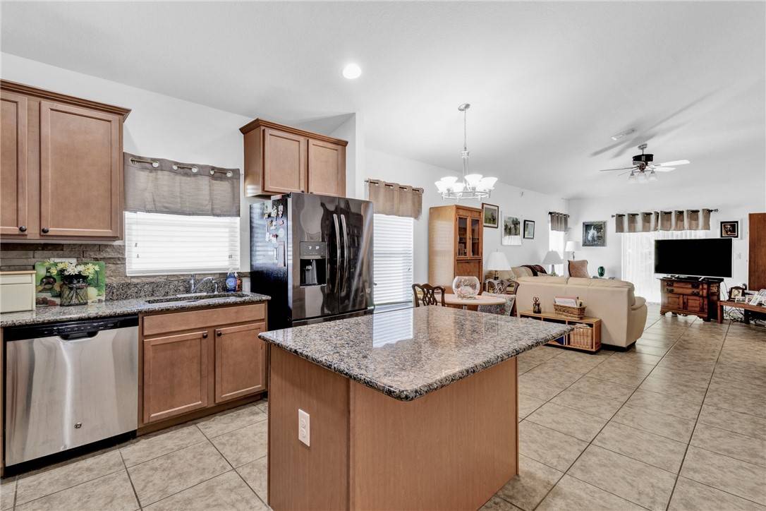 Sebastian, FL 32958,107 Carlisle WAY
