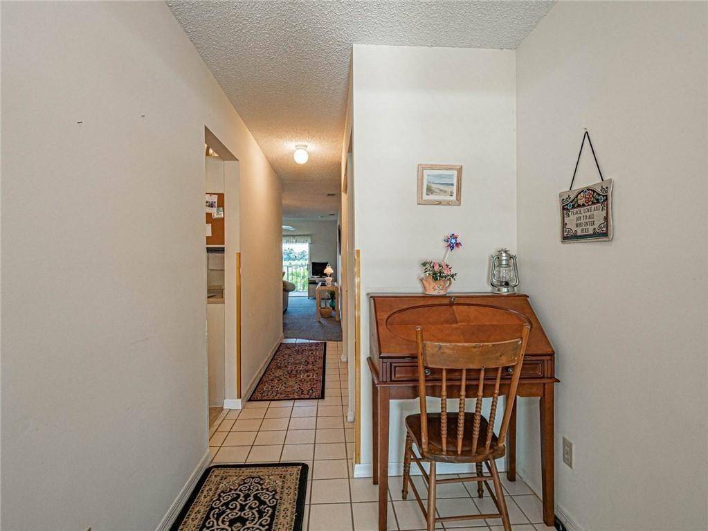Vero Beach, FL 32962,385 Grove Isle CIR #385
