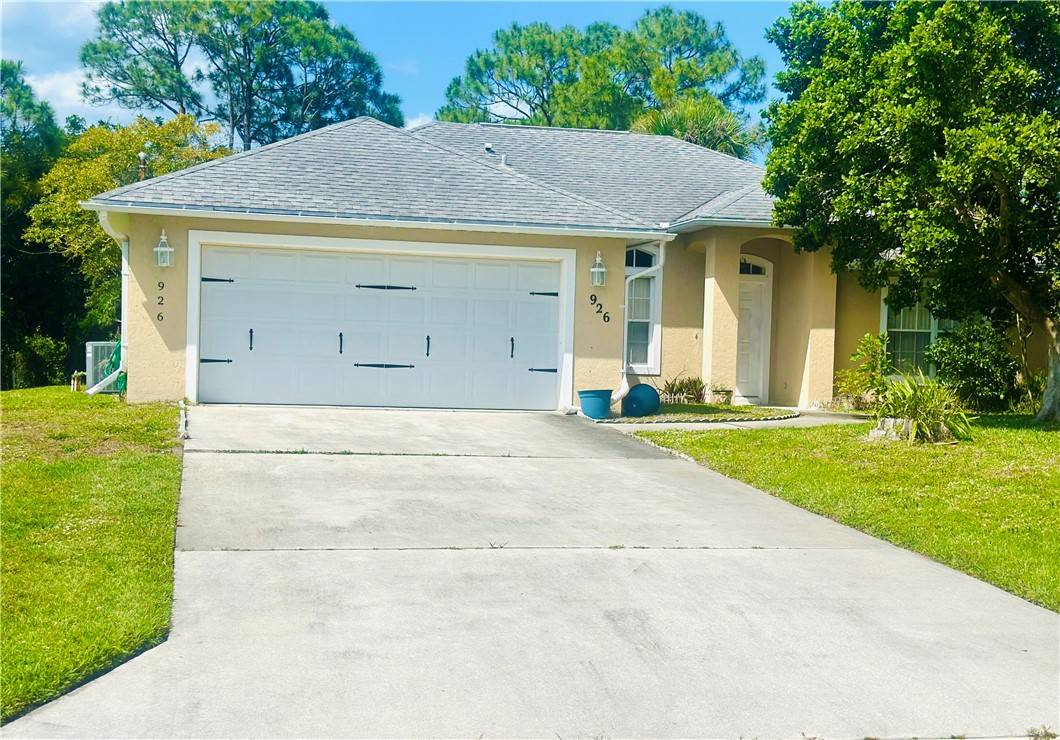 Vero Beach, FL 32962,926 18th ST SW