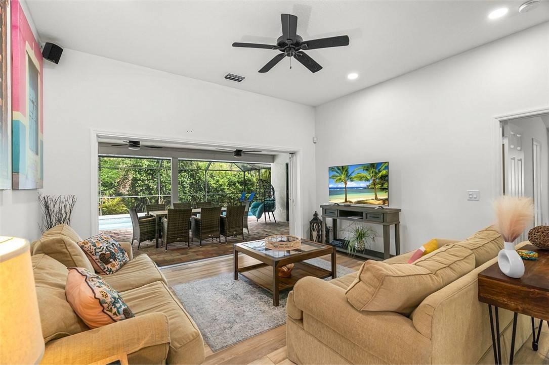 Sebastian, FL 32958,102 Redgrave DR