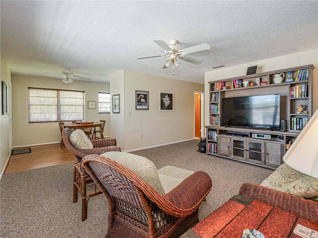 Vero Beach, FL 32960,2800 Indian River BLVD #10R