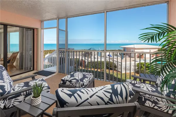 Vero Beach, FL 32963,8840 S Sea Oaks WAY #107