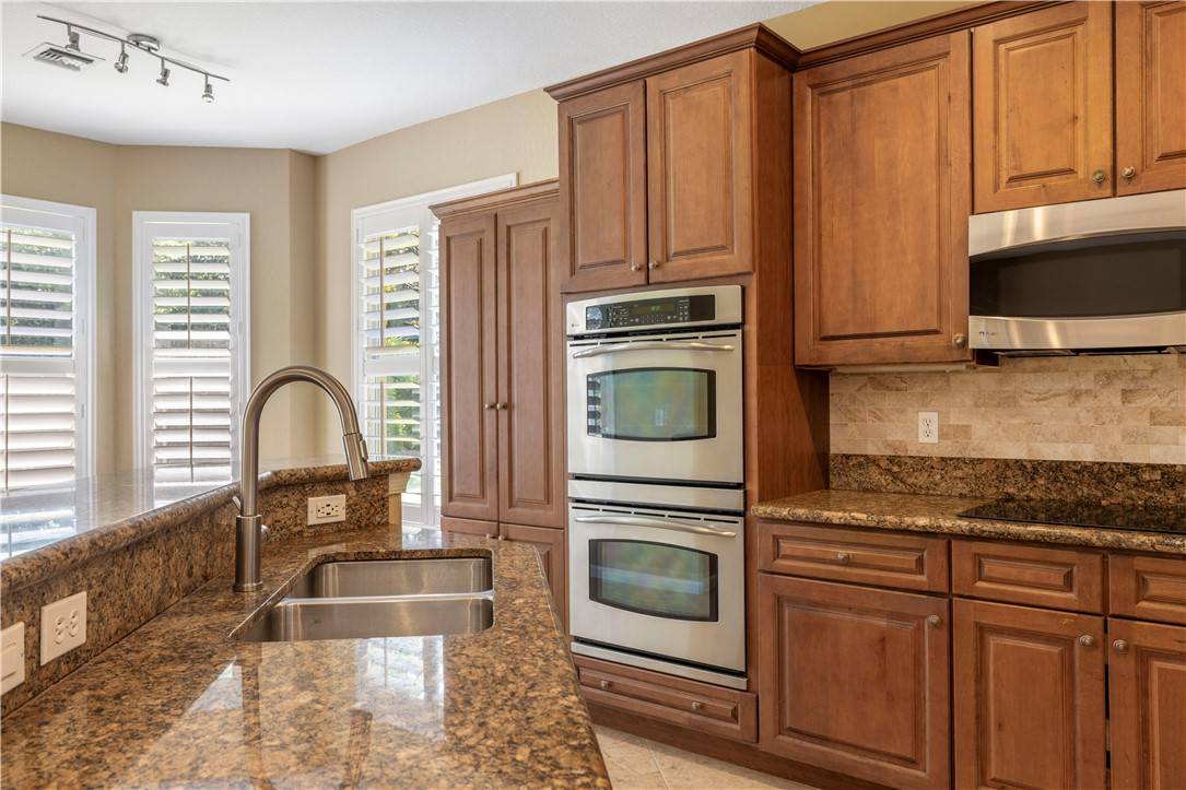 Vero Beach, FL 32966,3218 Sussex WAY