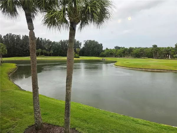 Vero Beach, FL 32966,21 Plantation DR #202