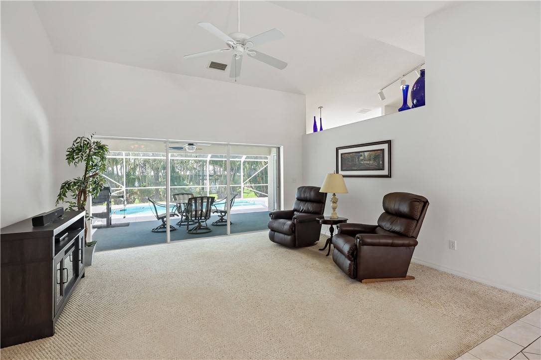 Sebastian, FL 32958,632 Dempsey AVE