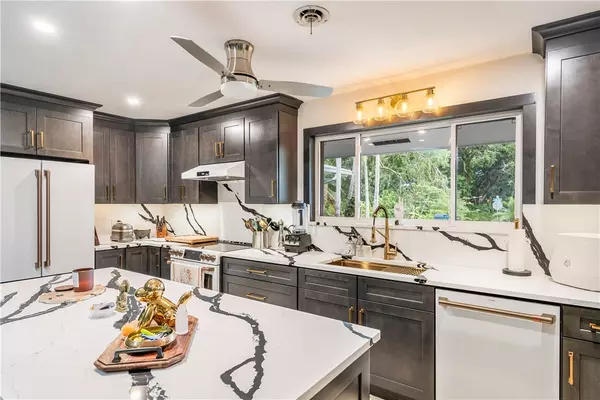 Vero Beach, FL 32960,3050 11th AVE