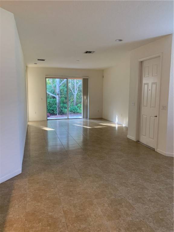Vero Beach, FL 32962,2543 Stockbridge SQ SW