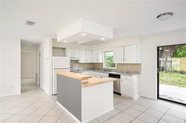 Vero Beach, FL 32962,2313 2nd ST SW