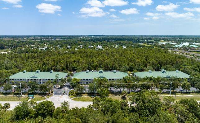 Vero Beach, FL 32966,1910 82nd AVE #106