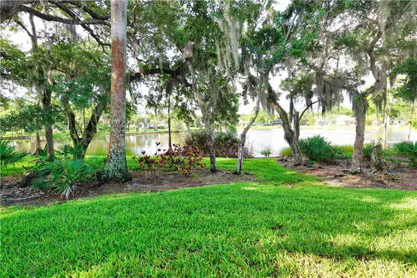 Vero Beach, FL 32962,371 Tamarind PL