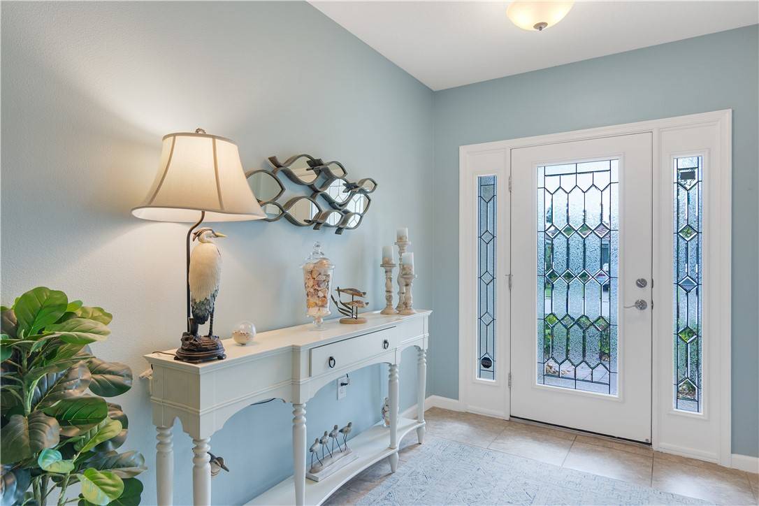 Vero Beach, FL 32968,1712 Berkshire CIR SW